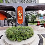 Sky Suites Klcc Host By Rest Corner Suites
